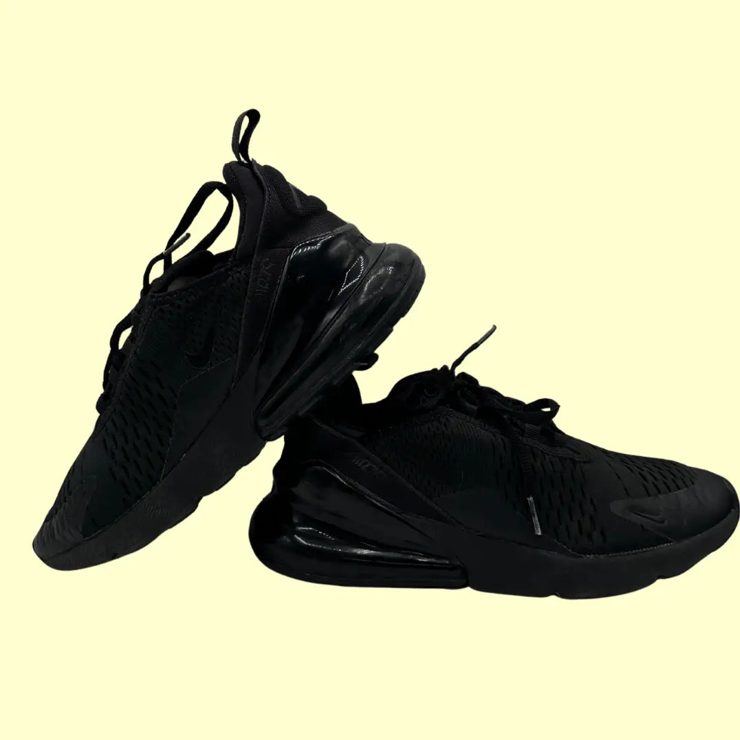 Nike Air Max 270 (Triple Black) – Size 6Y / Women’s 7.5 / Men’s 6