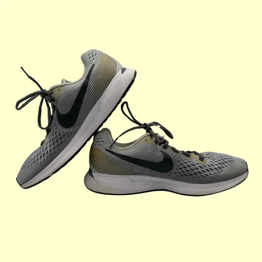 Nike Zoom Winflo 4 (Men’s Running Shoes)