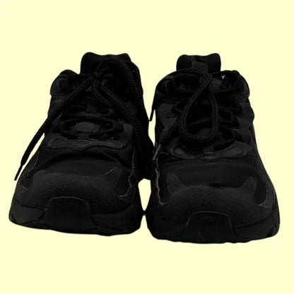 Nike Air Max 200 Triple Black – Youth 6.5Y / Women’s 8 / Men’s 6