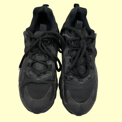 Nike Air Max 200 Triple Black – Youth 6.5Y / Women’s 8 / Men’s 6