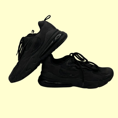 Nike Air Max 200 Triple Black – Youth 6.5Y / Women’s 8 / Men’s 6