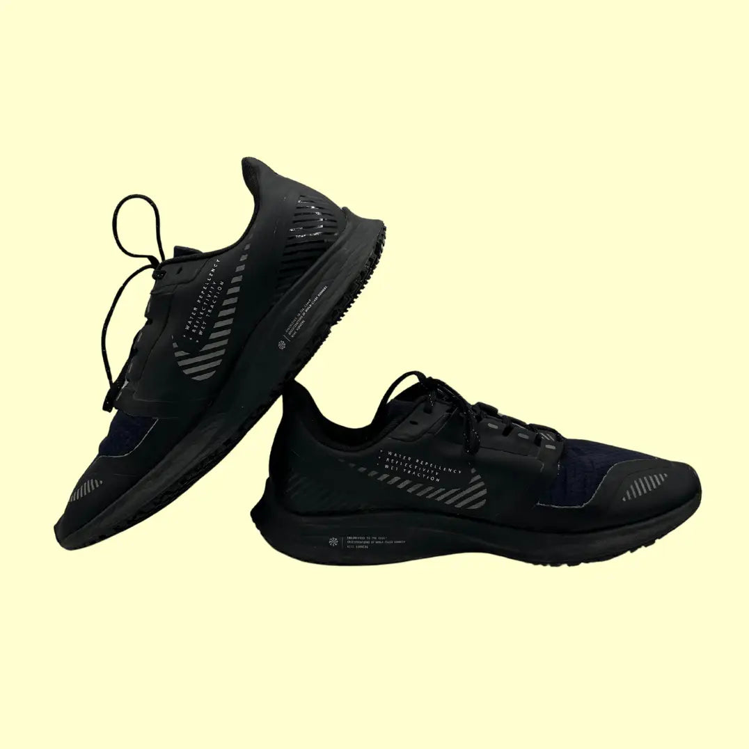 Nike Air Zoom Winflo 6 Shield – Triple Black (Men’s US 8.5)