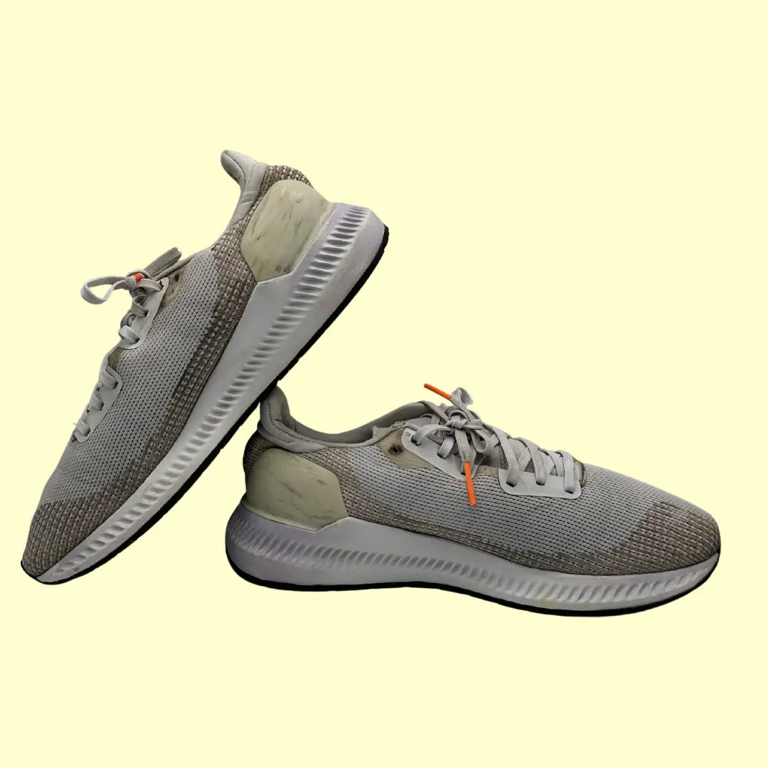 Adidas Solarblaze Running Shoes – Preloved – Size US 9.5 (EU 42)