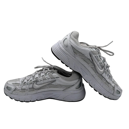 Nike White Sneakers-US 5Y SHOES