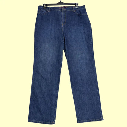 Classic Gloria Vanderbilt dark blue jeans, straight-leg fit.