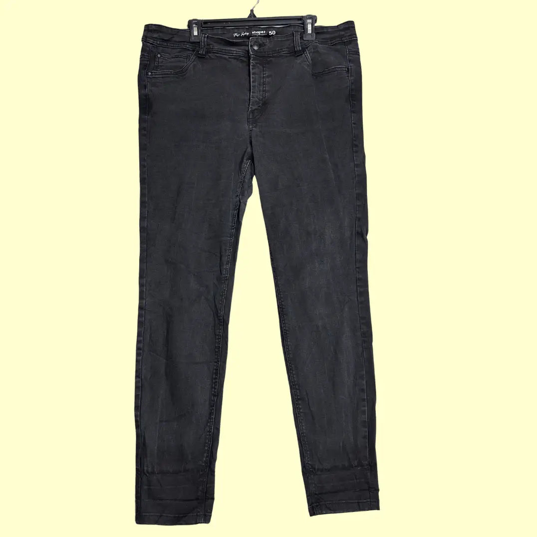 Magic Simplicity Shapes 5D Jeans in washed black.