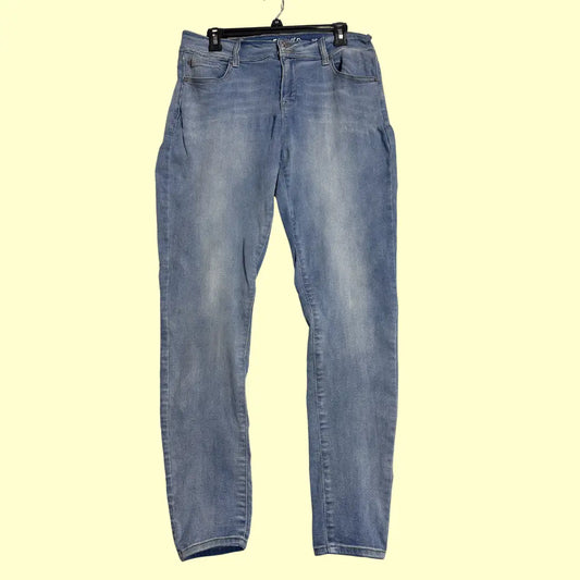 Wallflower Ultra Fit Jeans