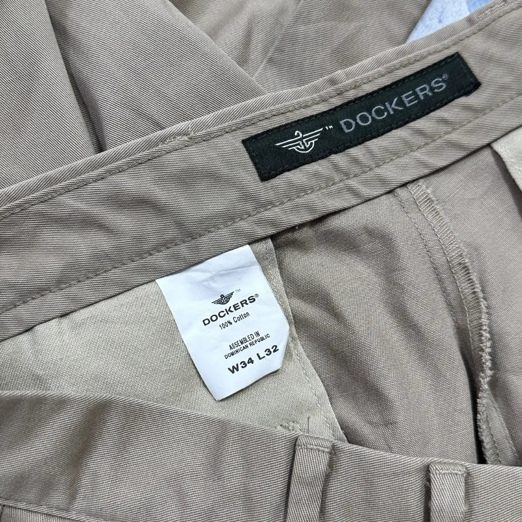 Dockers Classic Khaki Pants in beige