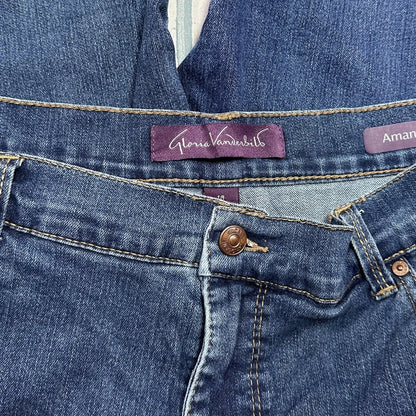 Gloria Vanderbilt Amanda Classic Jeans in medium blue wash.