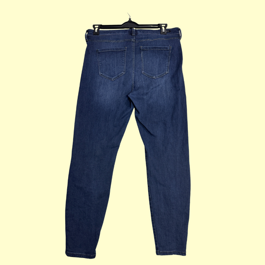 Liverpool Los Angeles Skinny Jeans in a dark indigo wash