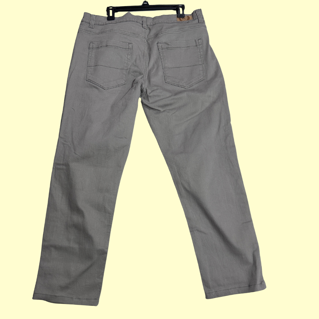 Boston Crew Jeans in a versatile grey wash. S