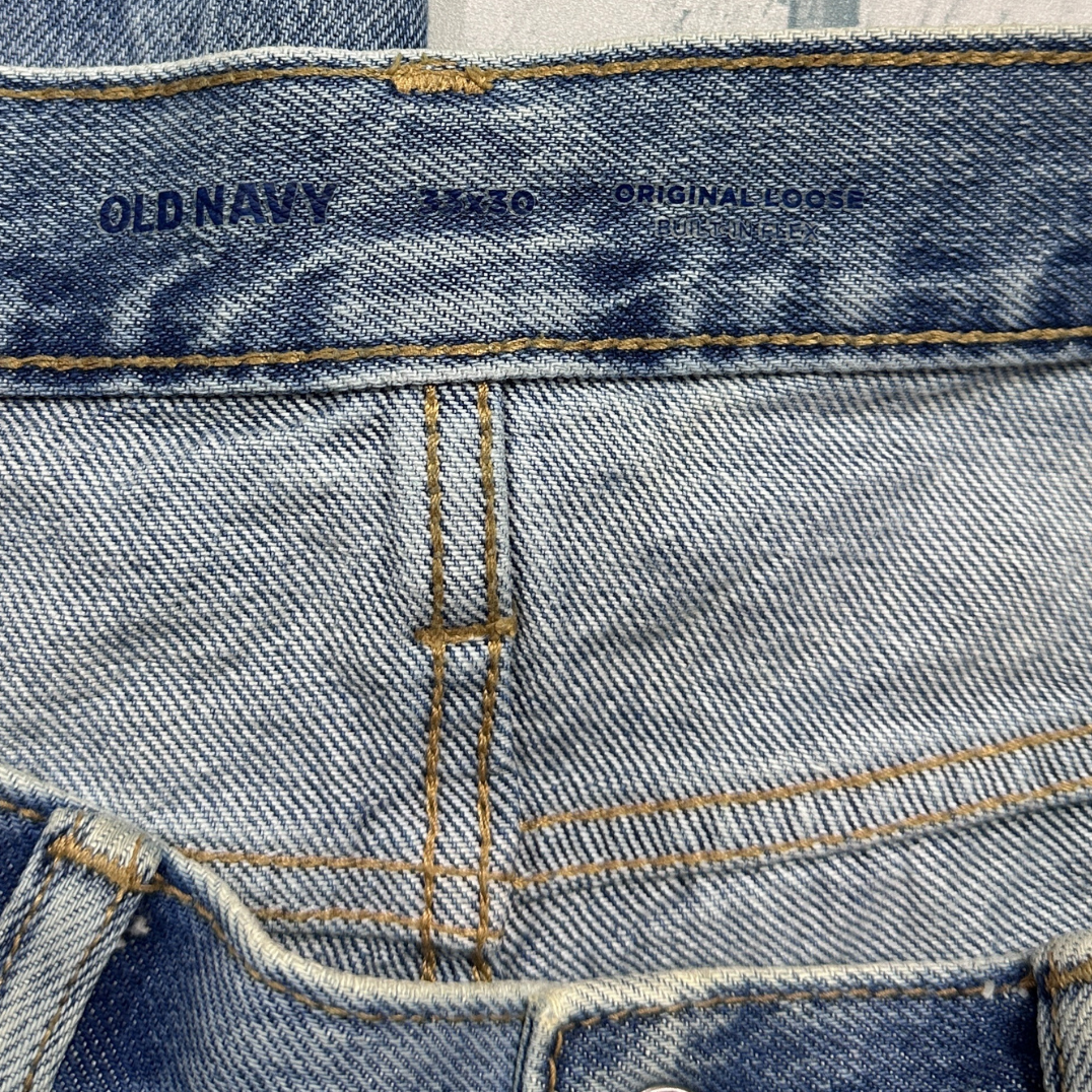Old Navy Original Loose Fit Men’s Jeans in a light blue wash.