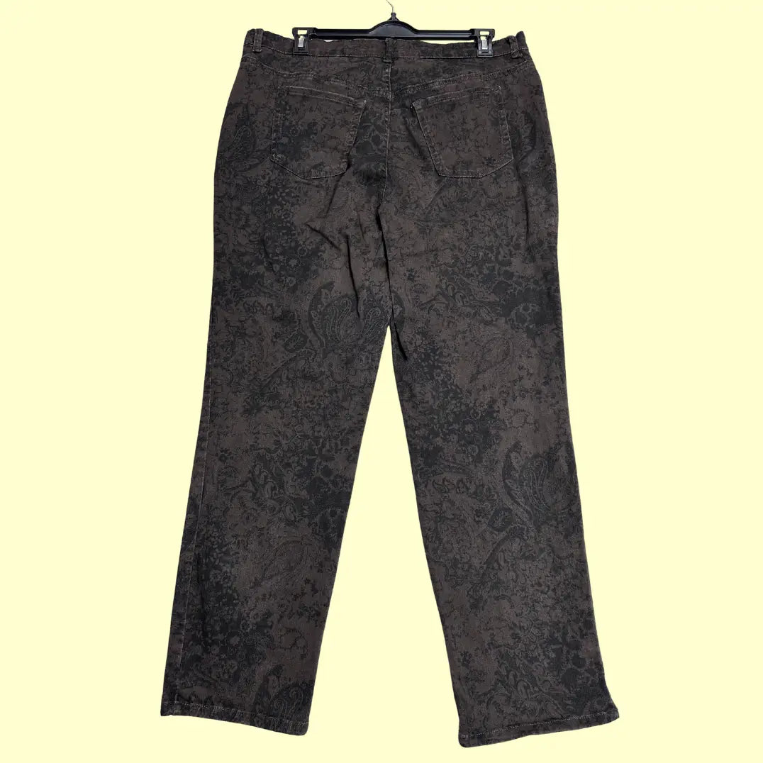Gloria Vanderbilt Amanda Women’s Pants with a unique floral paisley print