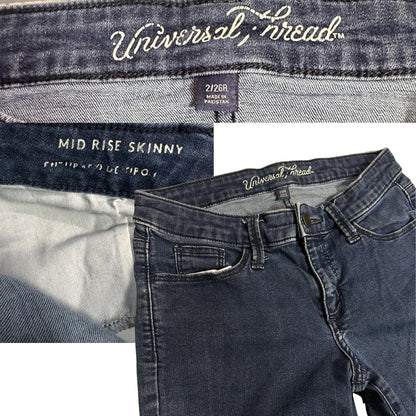 Universal Thread Mid Rise Skinny Jeans 👖✨