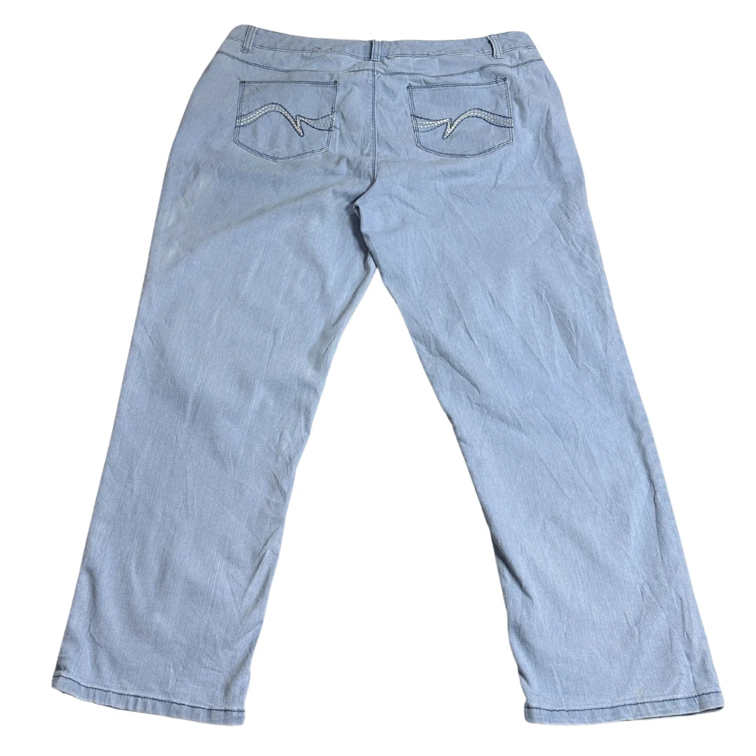 Women’s Light Wash Straight Fit Denim Jeans 👖💙