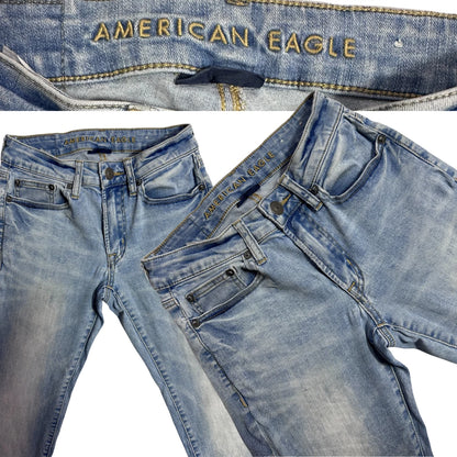 American Eagle Light Wash Slim Denim Jeans 👖
