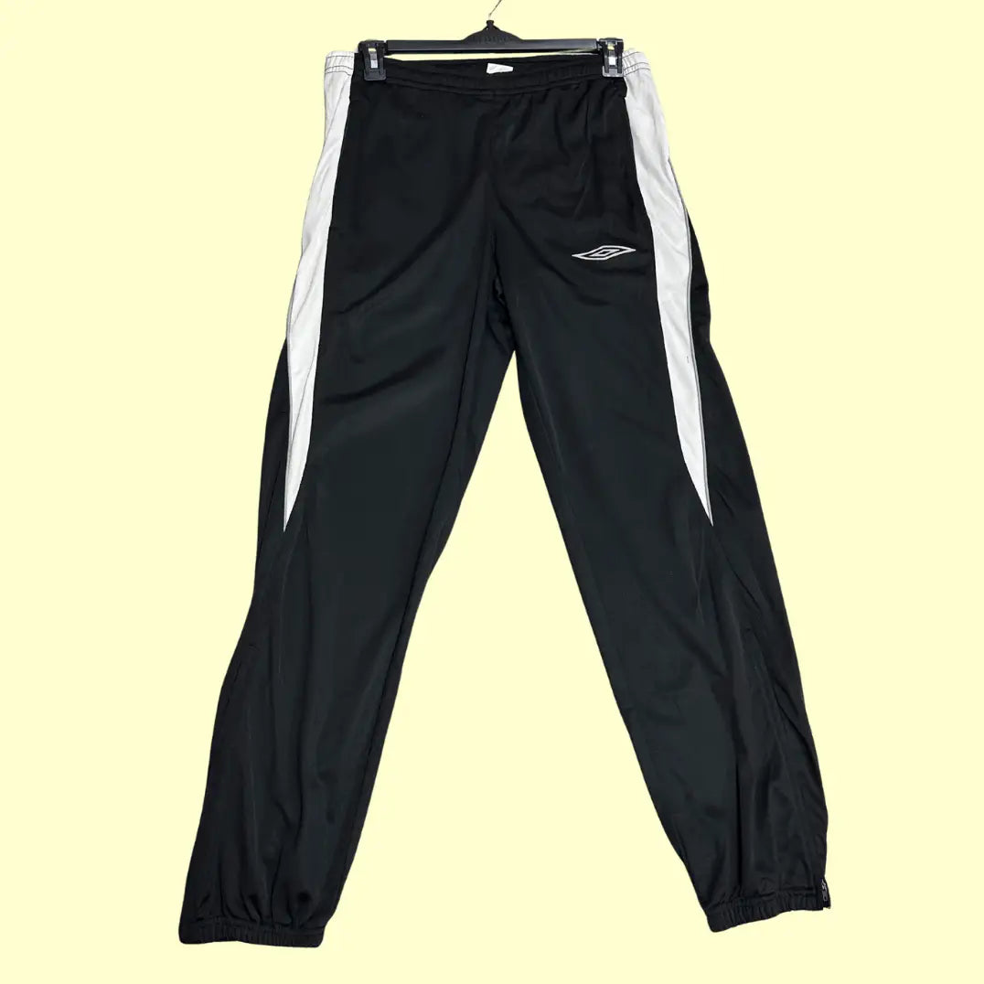 Umbro® men's track pants in excellent condition