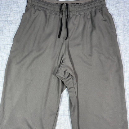 Under Armour® Mesh Training Pants(L)