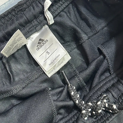 Adidas black jogging pants are a perfect blend of style