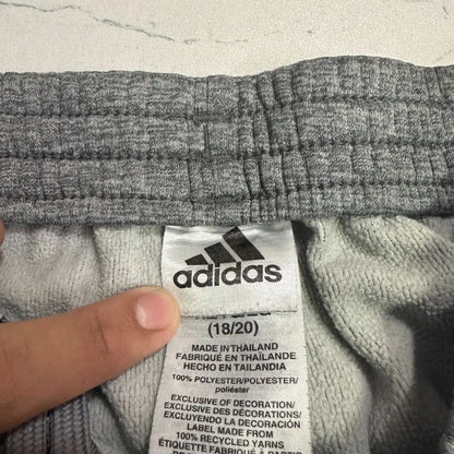 👖 Adidas Original 3 Stripes Jogger Pants – Heather Grey 🩶🔥