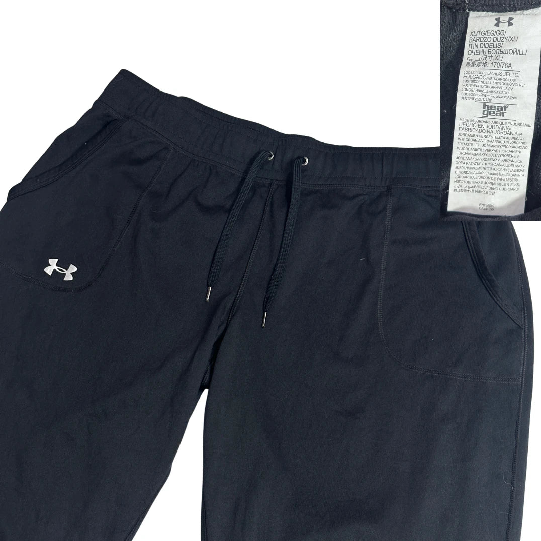 Under Armour® Black Athletic Capri Trousers (XL)