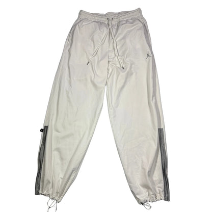 Jordan® White Basketball Track Trousers(L)