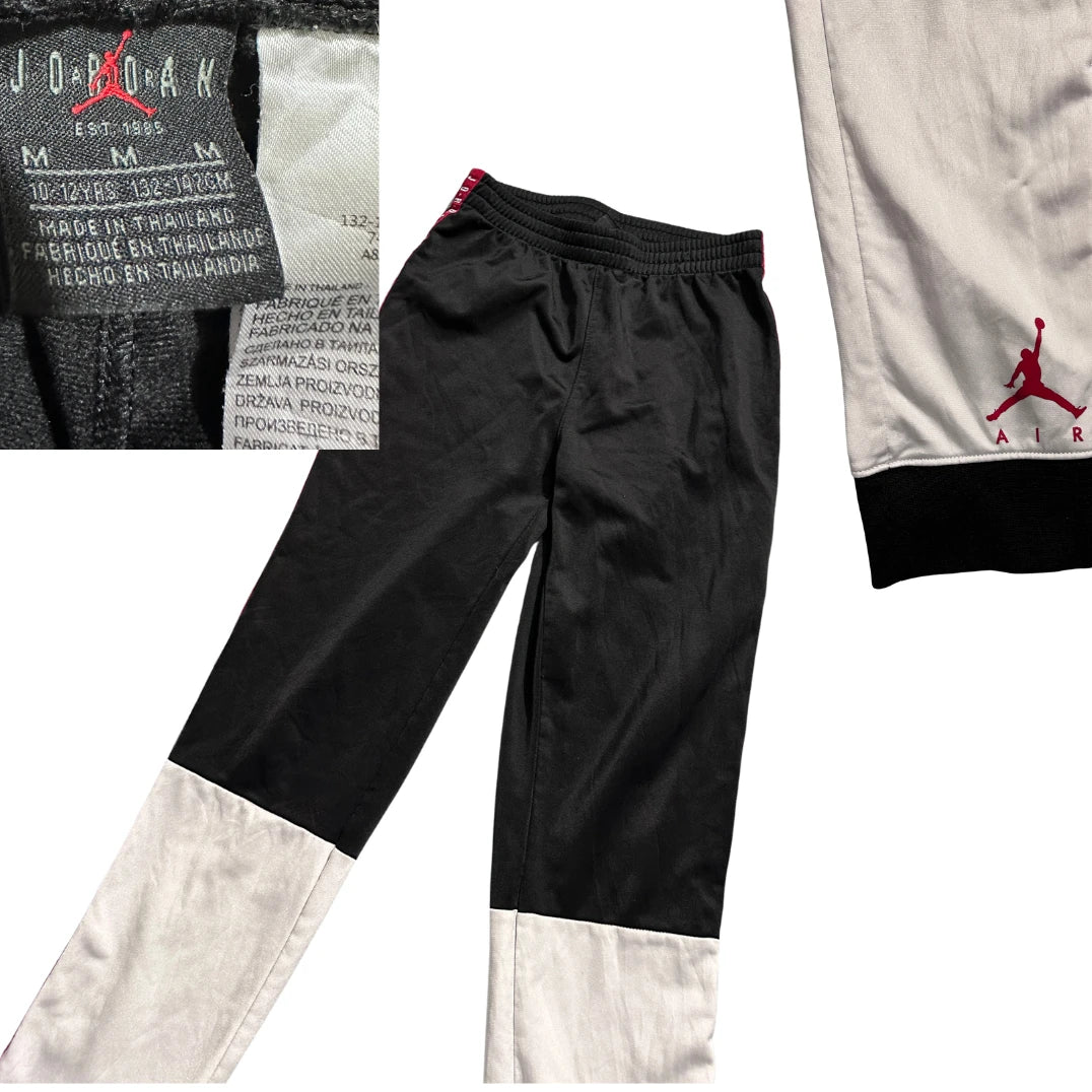 Jordan® Black White Athletic Jogger Pants(XS)