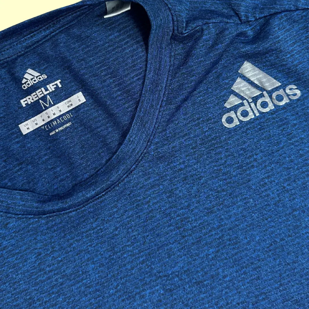 Adidas Freelift Climachill t-shirt in navy blue.