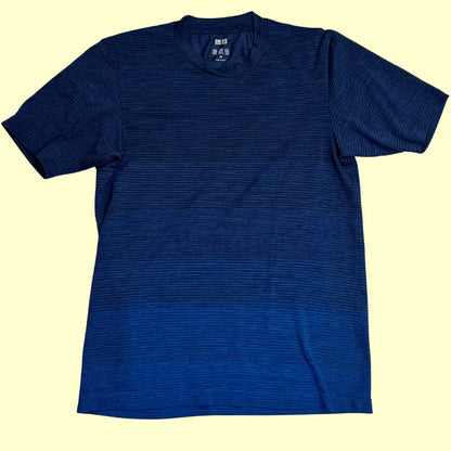 Uniqlo Men’s Performance T-shirt in navy blue with subtle horizontal stripe texture