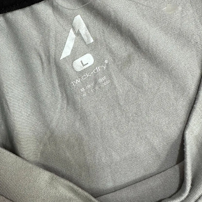 Awick Dry Men’s Performance T-shirt in light grey.