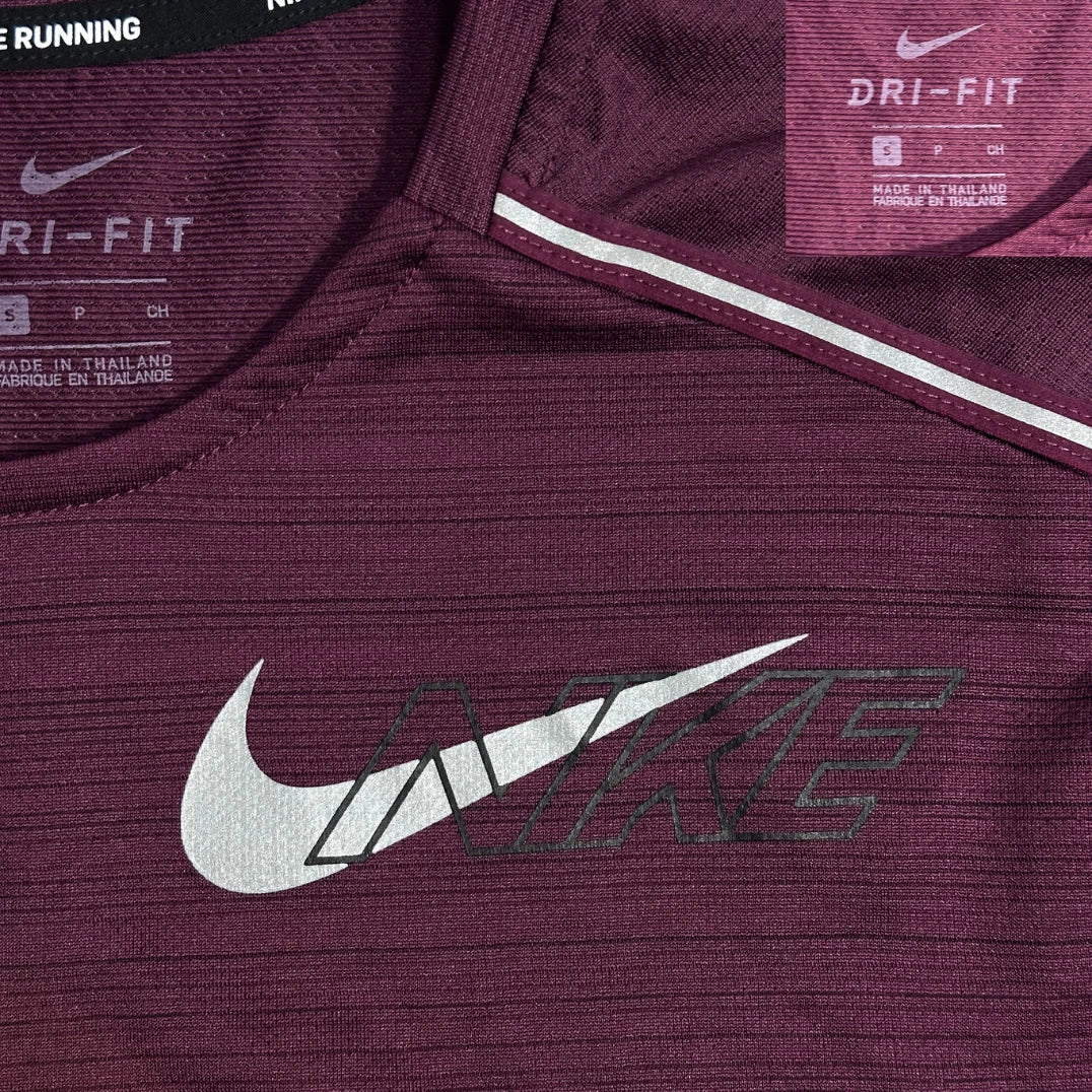Nike® Dri-FIT Reflective Running Long Sleeve Performance Tee 🏃(S)