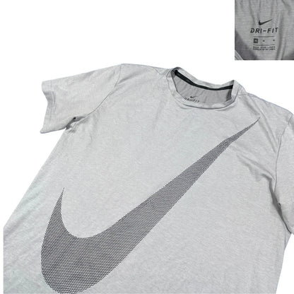 Nike® Light Grey Dri-FIT Graphic Performance T-Shirt(M)