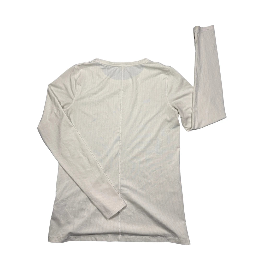 Under Armour® White Performance Long Sleeve Training Tee(M)