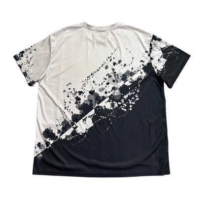 Black & White Graphic Casual T-Shirt(XL)