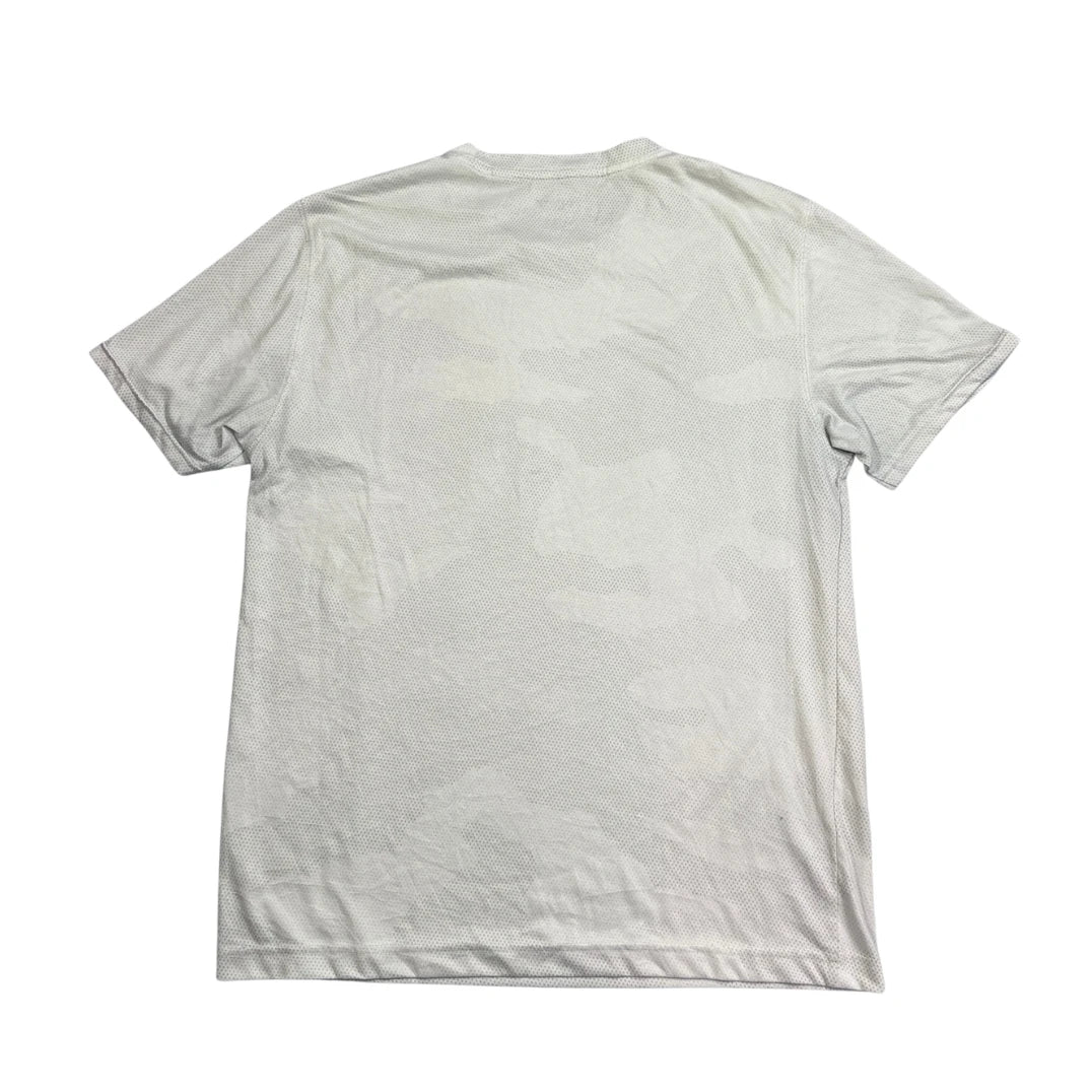 Old Navy Active® White Performance T-Shirt(M)