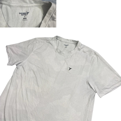 Old Navy Active® White Performance T-Shirt(M)