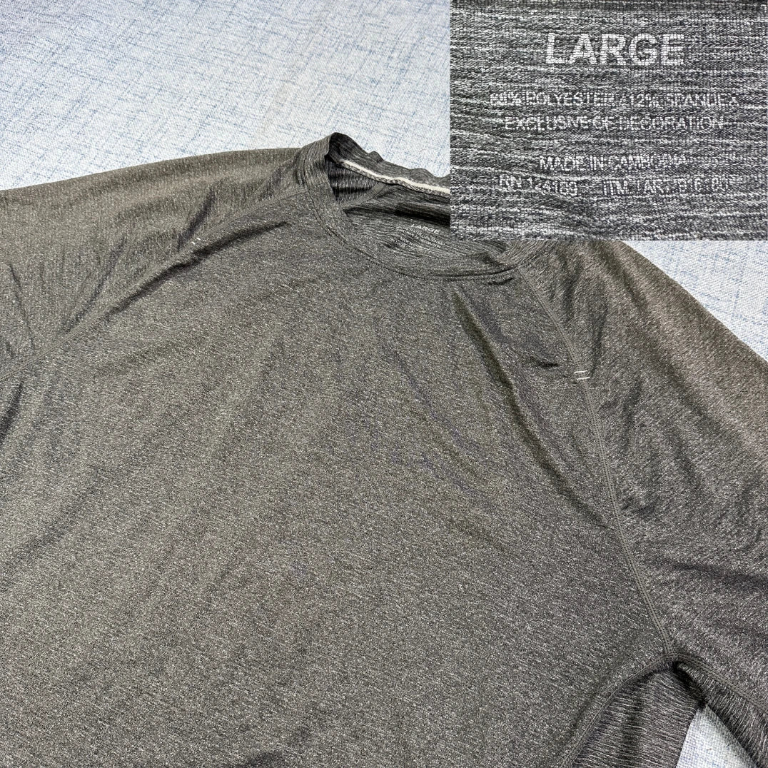 Thrift-and-treasures Grey Men's Performance T-Shirt(L) Glacier