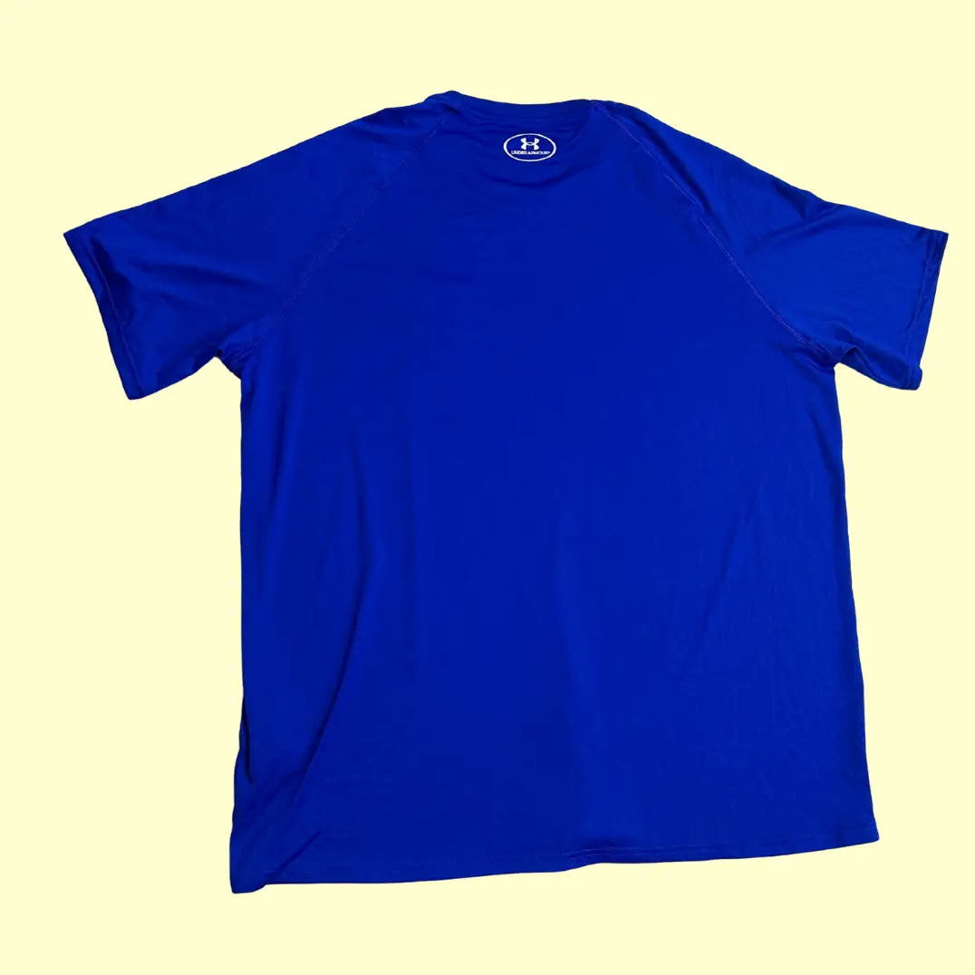 Under Armour HeatGear t-shirt in vibrant royal blue