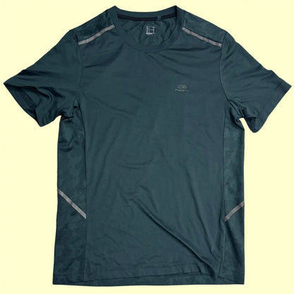 Lightweight and breathable running t-shirt by Decathlon’s Kalenji line.