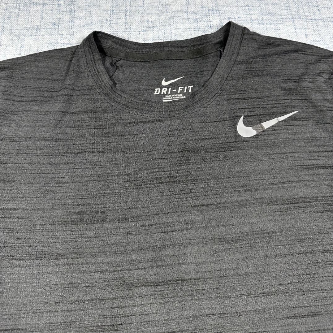 Nike® Dri FIT Sports Tee(L)