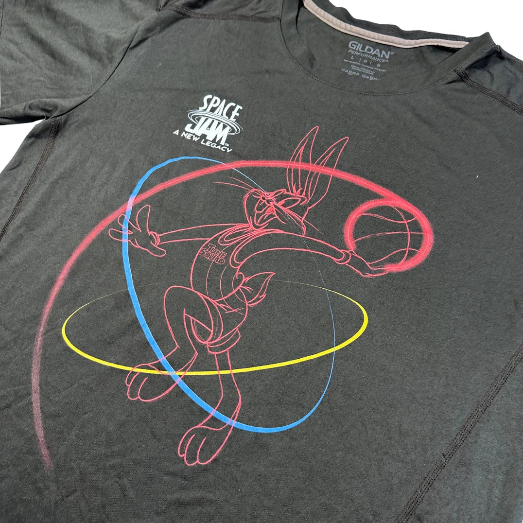 Thrift-and-treasures Black Men's Graphic Shirt-L Gildan