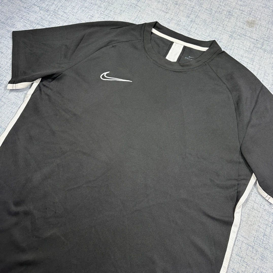 Nike® Black Athletic T Shirt Dri-FIT-L