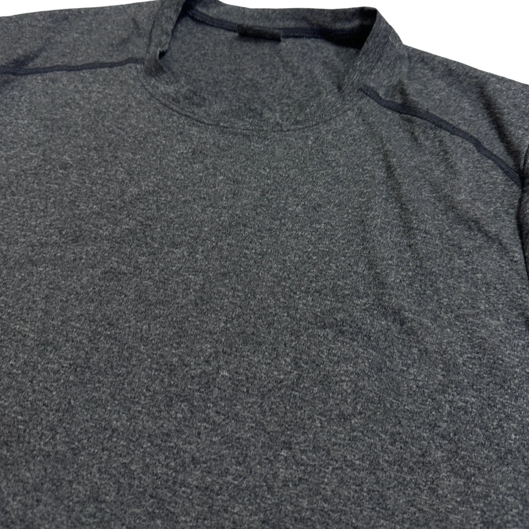 Grey Athletic Training Tee – Minimal Performance Style