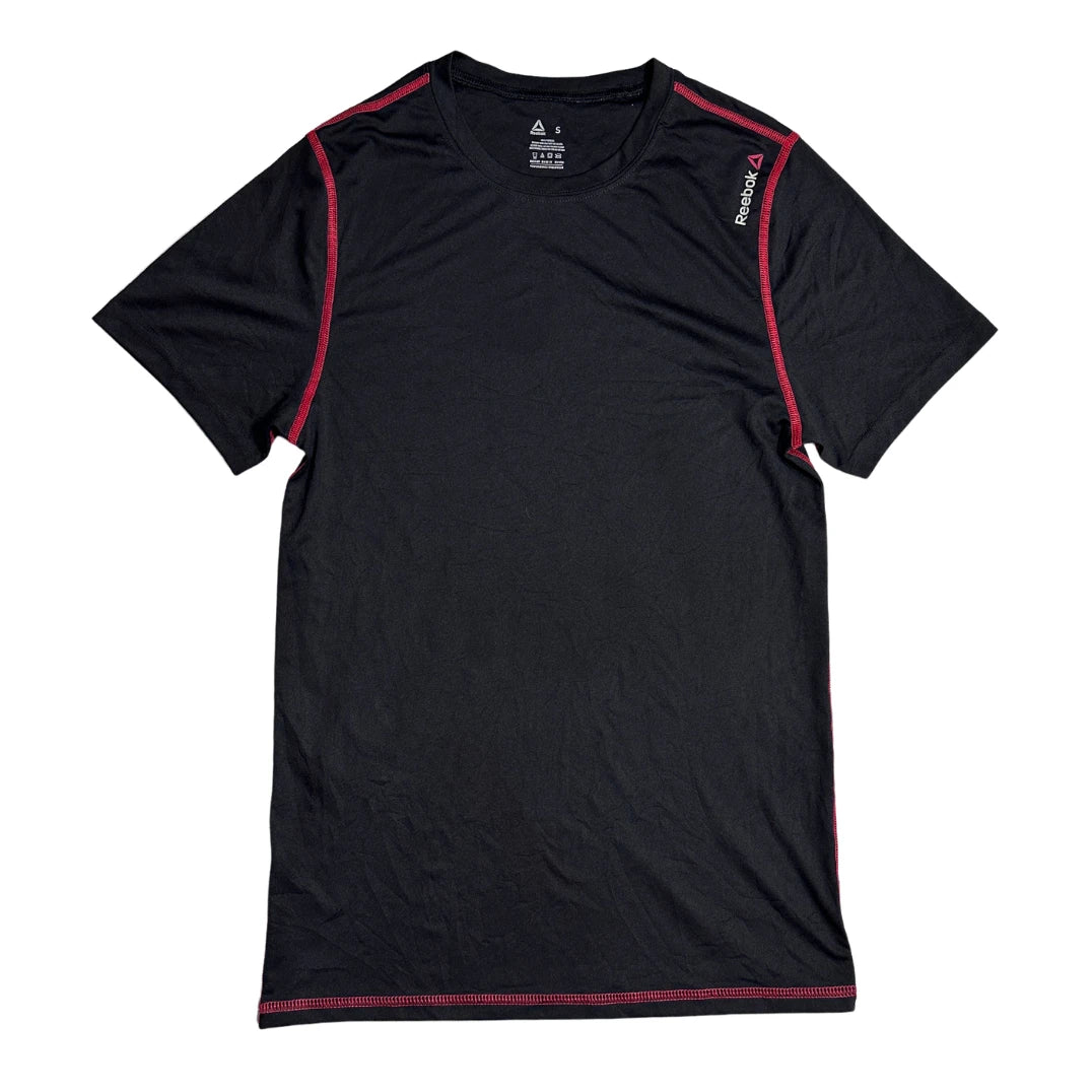 Reebok®  Performance Training Tee with Contrast Stitch 🖤❤️(S)