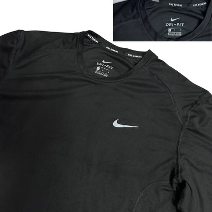 Nike® Dri-FIT Essential Training Tee 🖤⚡(L)