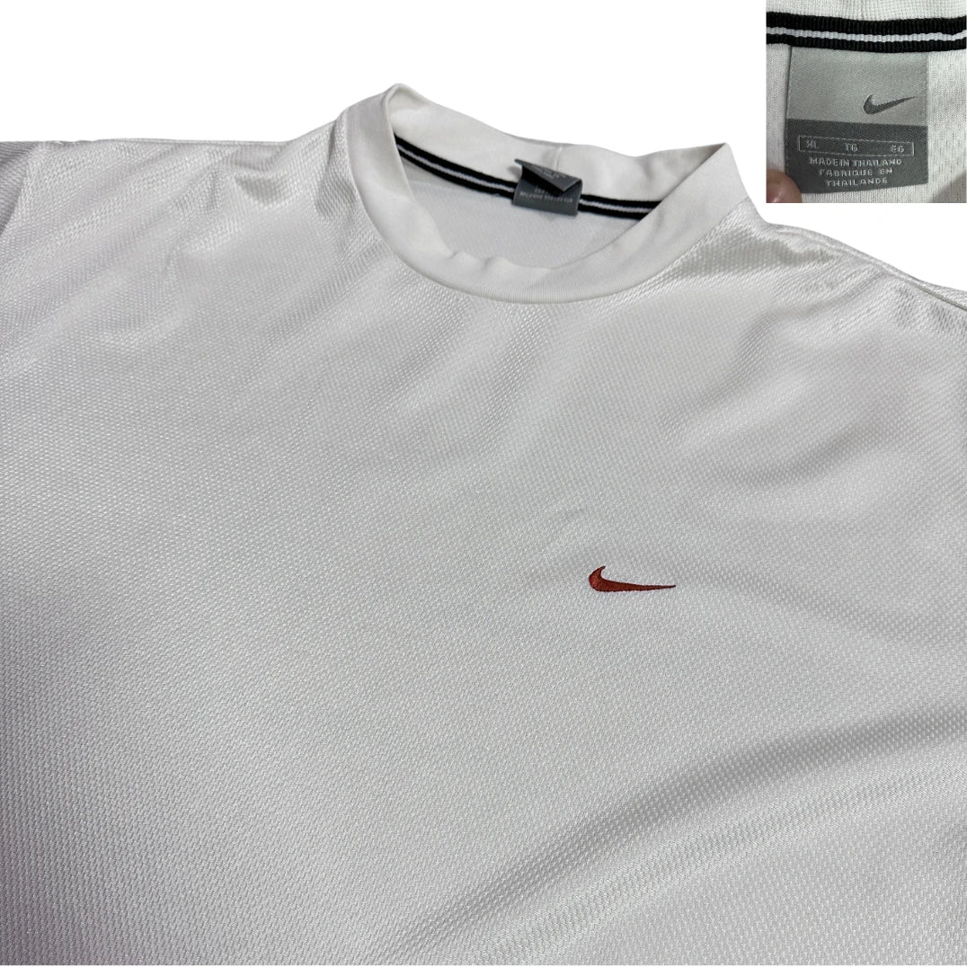 Nike Mini Swoosh Textured Performance T-Shirt