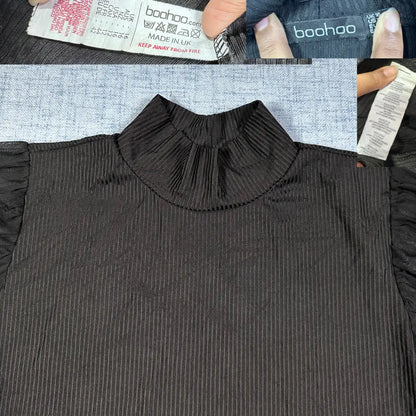 Boohoo® Black Pleated Blouse-M