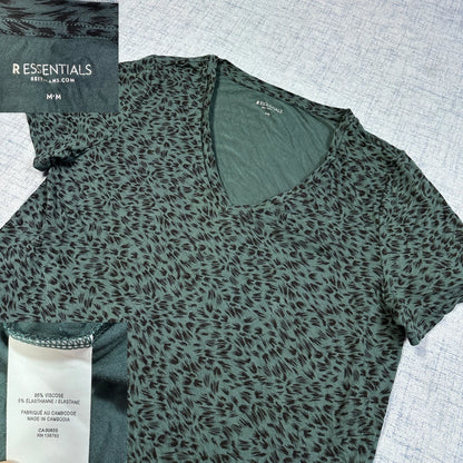 R Essentials Green Women's T Shirt-M Shirts