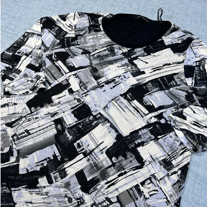 TIGI® Black Abstract Print Top-14/16