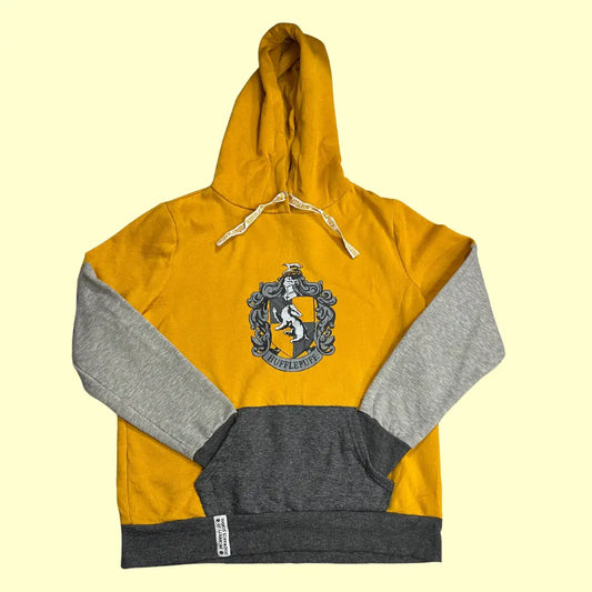 🟡 Harry Potter “Hufflepuff” Hoodie – Official Hogwarts Edition (Medium)